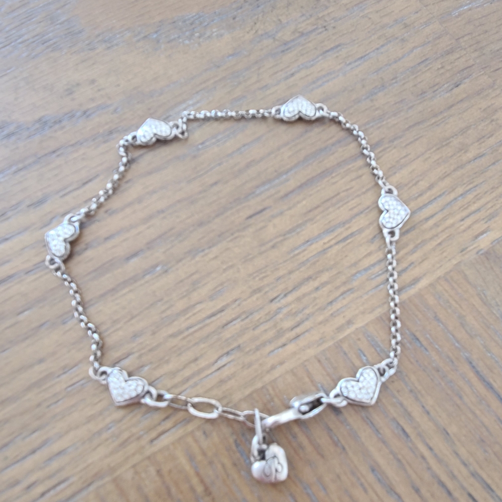 Elegant Silver Heart Bracelet